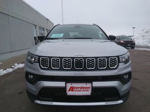 New 2026 Jeep Compass Limited AWD/4WD image 3