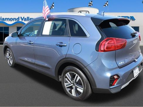 Used 2022 Kia Niro EX Premium FWD image 4