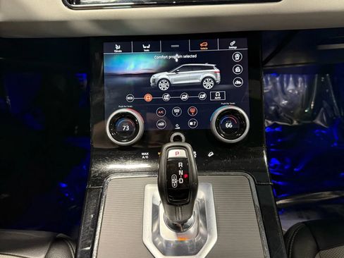 Used 2020 Land Rover Range Rover Evoque R-Dynamic S image 20