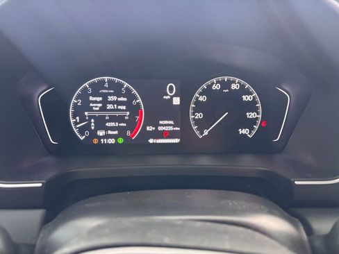 Used 2025 Honda Pilot Sport image 21