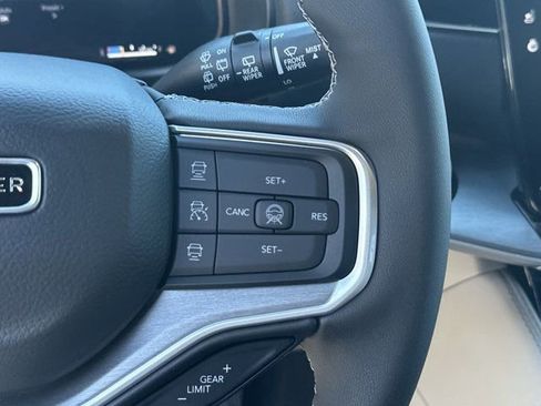 New 2026 Jeep Grand Wagoneer 2WD image 28