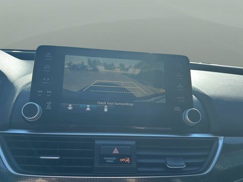 Used 2019 Honda Accord Sport image 22
