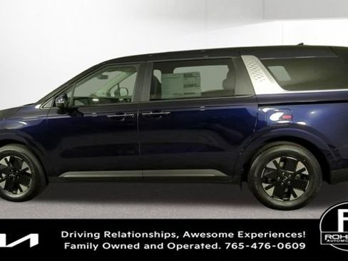 New 2026 Kia Carnival LXS image 6