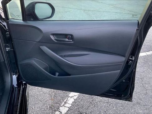 Certified 2025 Toyota Corolla LE image 21