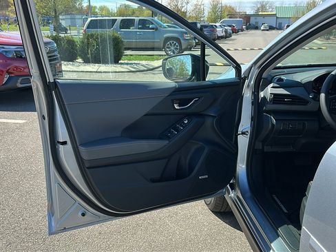 Certified 2025 Subaru Crosstrek 2.5i Limited AWD/4WD image 8