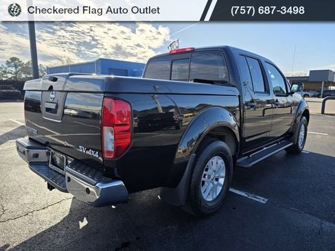 Used 2018 Nissan Frontier SV w/ Value Truck Package image 7