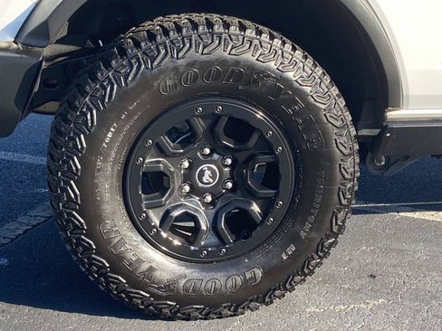 Used 2024 Ford Bronco Wildtrak AWD/4WD image 6