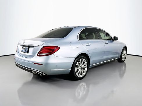 Used 2018 Mercedes-Benz E 300 image 8