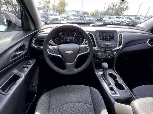 Certified 2023 Chevrolet Equinox LT FWD image 14