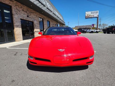 Used 2003 Chevrolet Corvette Base w/ Preferred Equipment Group1 image 11