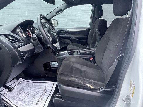 Used 2015 Dodge Grand Caravan SXT w/ Blacktop Package image 8