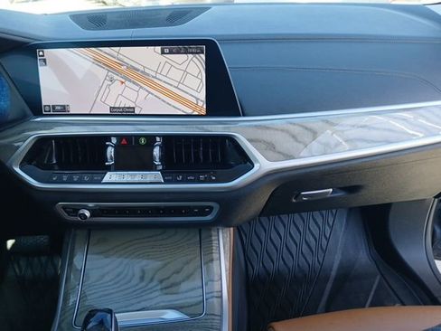 Used 2019 BMW X7 xDrive40i w/ Premium Package image 19