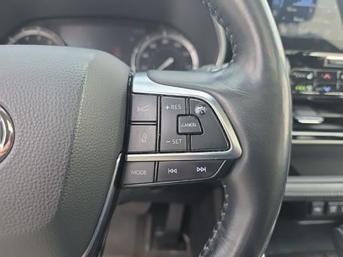 Used 2021 Toyota Highlander Limited AWD/4WD image 20