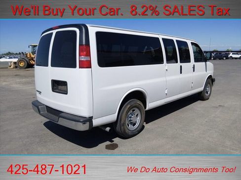 Used 2016 Chevrolet Express 3500 LT w/ LT Preferred Equipment Group RWD image 2