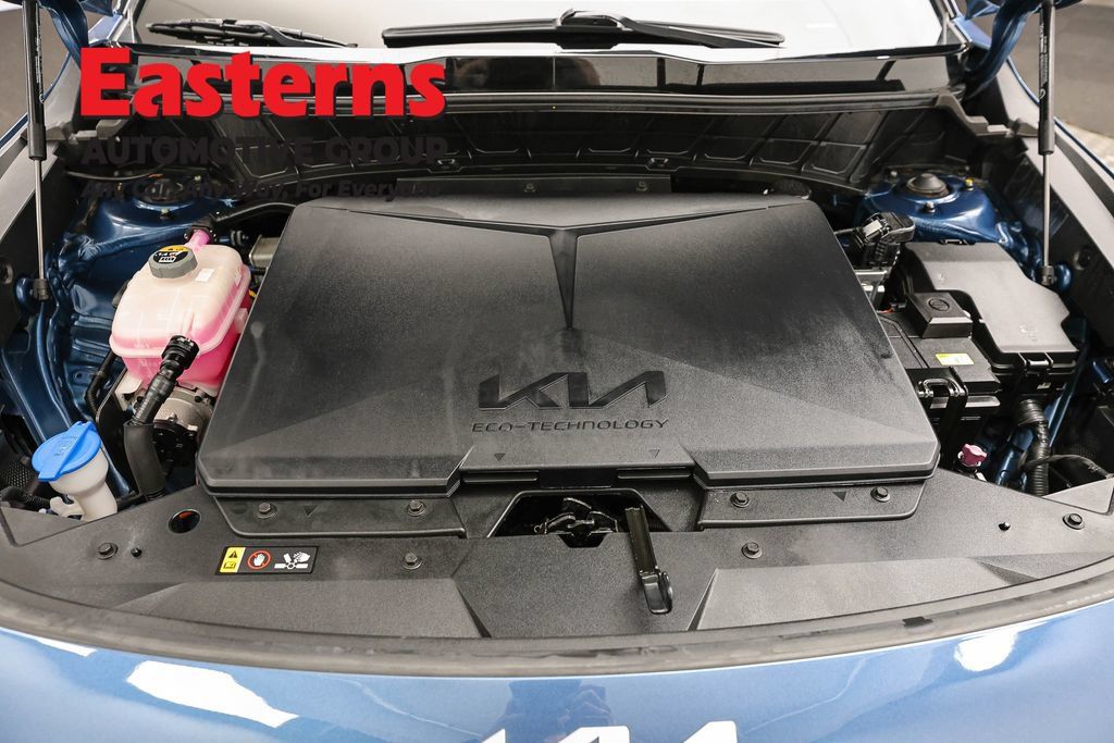 Used 2023 Kia Niro Wind w/ Wind Preserve Package FWD image 7