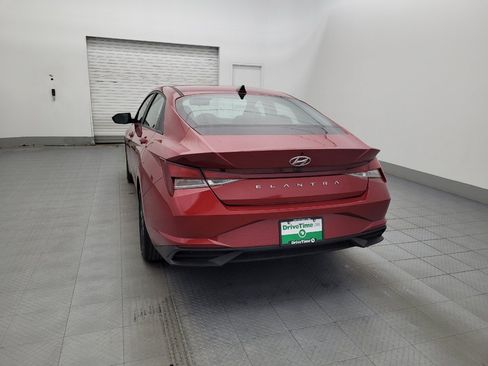 Used 2023 Hyundai Elantra SEL FWD image 6