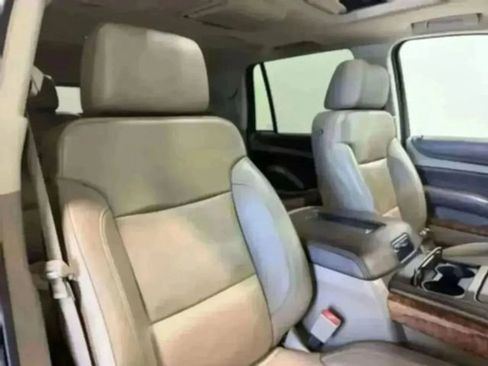 Used 2016 Chevrolet Tahoe LTZ AWD/4WD image 29