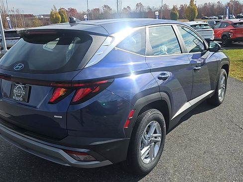 New 2026 Hyundai Tucson SE image 7