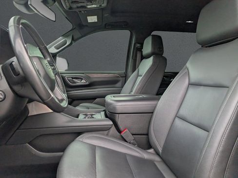 Used 2023 Chevrolet Suburban Z71 w/ Luxury Package AWD/4WD image 39