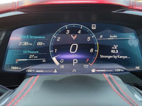 Used 2022 Chevrolet Corvette Stingray Premium Cpe w/ Z51 Performance Package image 18