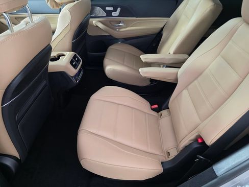 New 2026 Mercedes-Benz GLS 450 4MATIC image 11