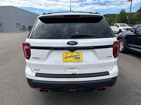 Used 2018 Ford Explorer Sport AWD/4WD image 2