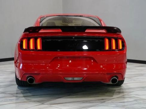 Used 2015 Ford Mustang GT RWD image 7