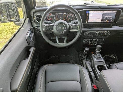New 2026 Jeep Wrangler Unlimited Sahara AWD/4WD image 16
