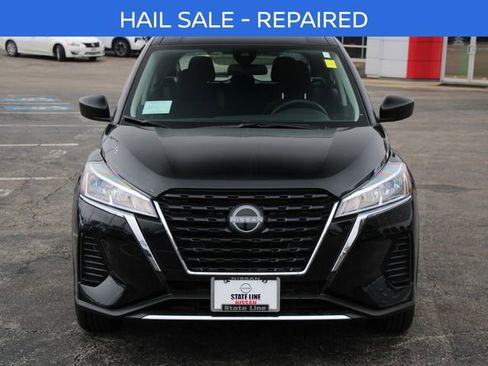 Certified 2025 Nissan Kicks Play S FWD image 6