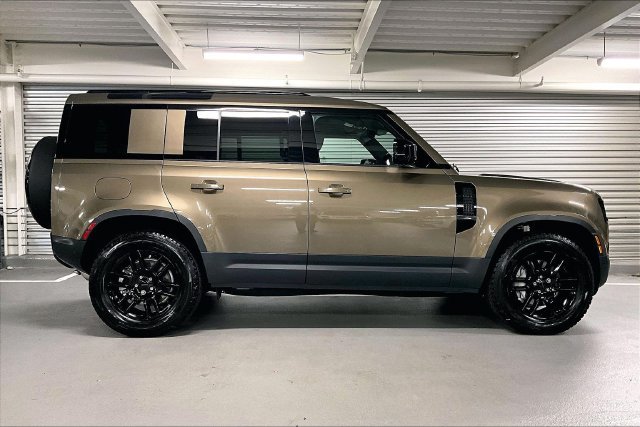 Certified 2026 Land Rover Defender 110 S AWD/4WD image 14
