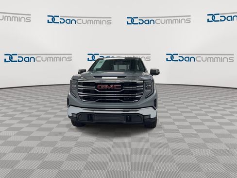 Used 2024 GMC Sierra 1500 SLT w/ SLT Convenience Package AWD/4WD image 3