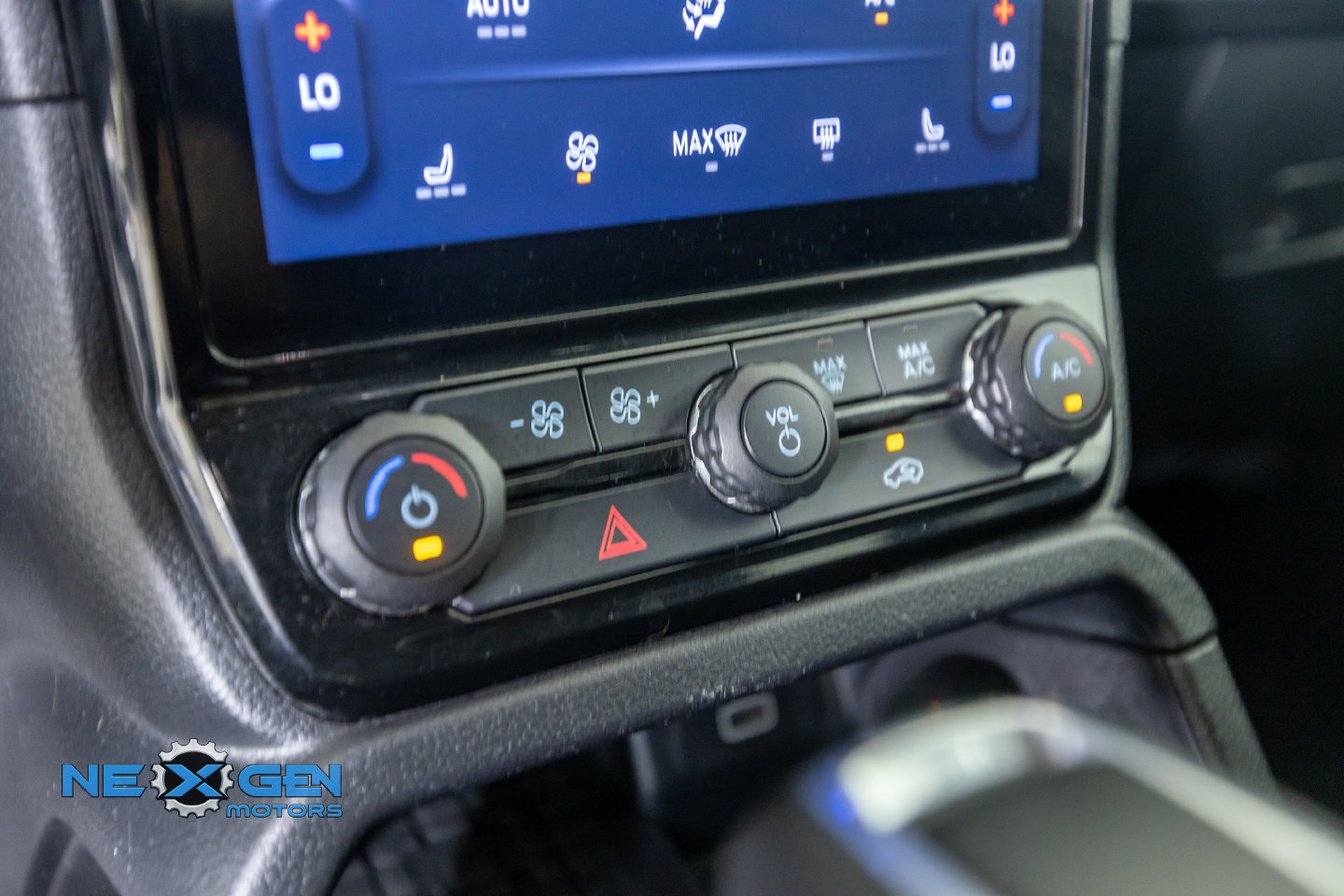 Used 2024 Ford Ranger XLT w/ Equipment Group 301A High AWD/4WD image 22
