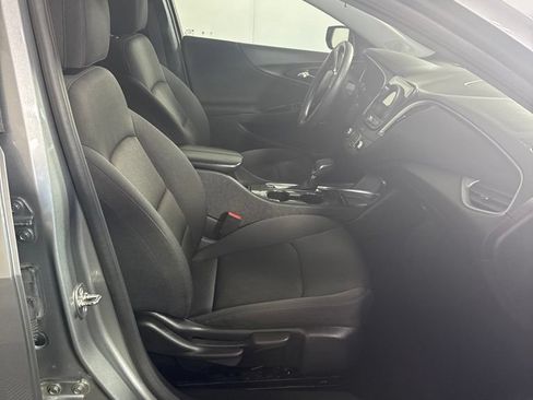 Used 2024 Chevrolet Malibu LT FWD image 16