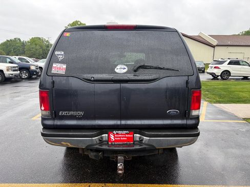 Used 2001 Ford Excursion XLT AWD/4WD image 7