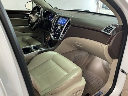 Used 2015 Cadillac SRX Luxury w/ Driver Awareness Package image 8