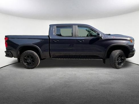 Certified 2022 Chevrolet Silverado 1500 ZR2 w/ Technology Package AWD/4WD image 16