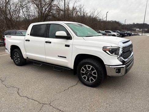 Used 2021 Toyota Tundra SR5 w/ TRD Off-Road Package image 7