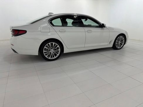 Certified 2023 BMW 530i xDrive w/ Convenience Package AWD/4WD image 6