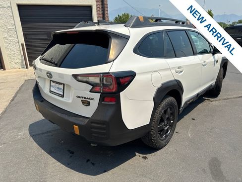 Used 2022 Subaru Outback Wilderness w/ Wilderness Package AWD/4WD image 7