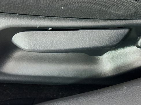 Used 2025 Toyota Corolla LE image 13