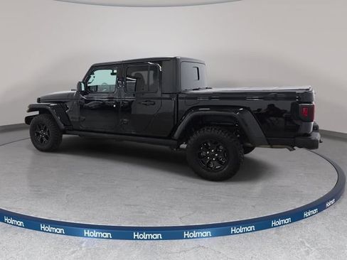 Used 2023 Jeep Gladiator Sport AWD/4WD image 8