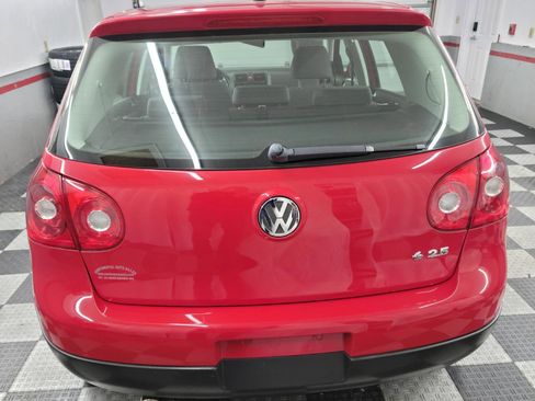 Used 2009 Volkswagen Rabbit S image 4