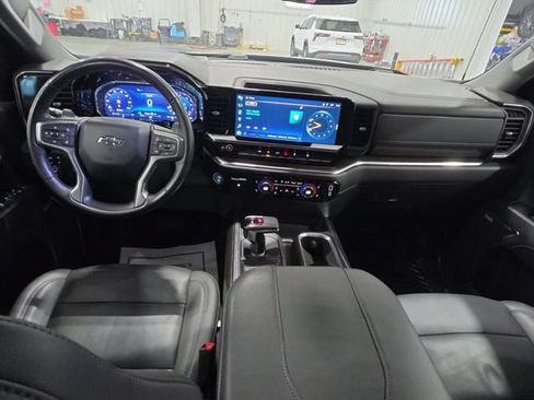 Used 2023 Chevrolet Silverado 1500 RST w/ All Star Edition Plus AWD/4WD image 9