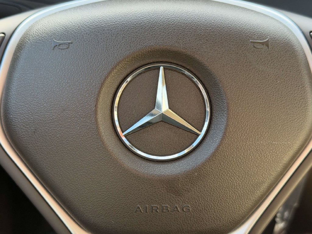 Used 2013 Mercedes-Benz C 300 4MATIC Sedan image 26
