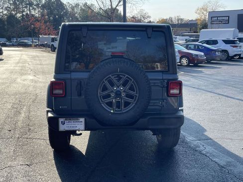 New 2026 Jeep Wrangler Unlimited Sport AWD/4WD image 8