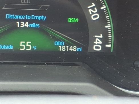 Used 2025 Toyota RAV4 XLE Premium image 30