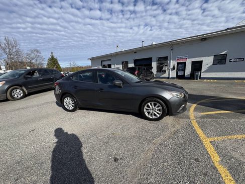 Used 2014 MAZDA MAZDA3 i Touring image 5