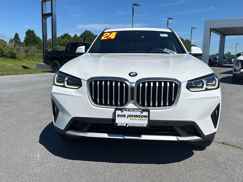 Used 2024 BMW X3 xDrive30i AWD/4WD image 2