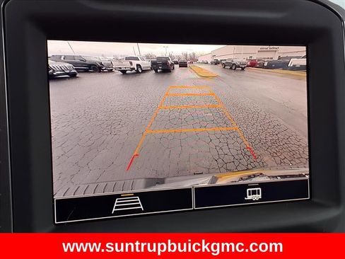 Used 2024 Chevrolet Silverado 2500 Custom w/ Custom Value Package image 9