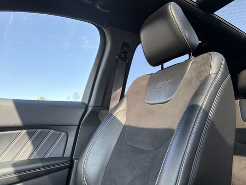 Used 2020 Ford Edge ST w/ Equipment Group 401A AWD/4WD image 24